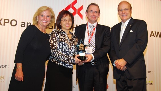 Named the Gold Award winner in marketing of the first "Asia Shopping Centre Awards" for our corporate citizenship project "The Link Fun Academy. " This award was organised by International Council of Shopping Centers. Named the Gold Award winner in marketing of the first "Asia Shopping Centre Awards" for our corporate citizenship project "The Link Fun Academy. " This award was organised by International Council of Shopping Centers.