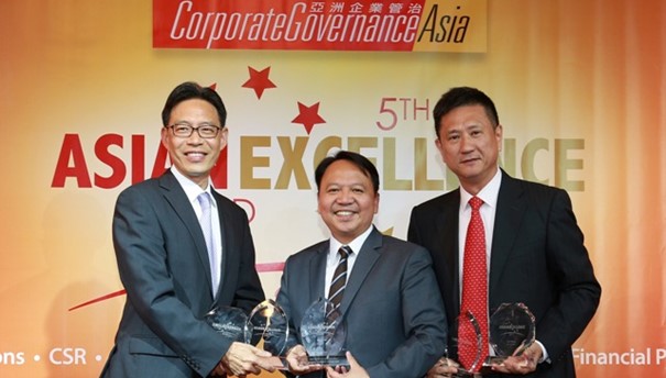 In April, The Link REIT achieved excellent results at the 5th Asian Excellence Recognition Awards 2015, organised by Corporate Governance Asia including awards for Best CSR and Best Environmental Responsibility. In April, The Link REIT achieved excellent results at the 5th Asian Excellence Recognition Awards 2015, organised by Corporate Governance Asia including awards for Best CSR and Best Environmental Responsibility.