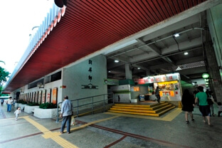 街市入口
