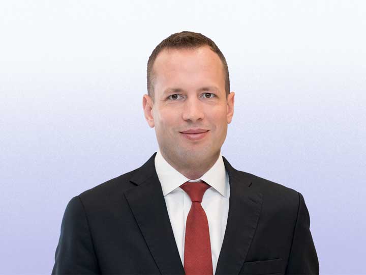 link-reit-about-us-leadership-david-ashton