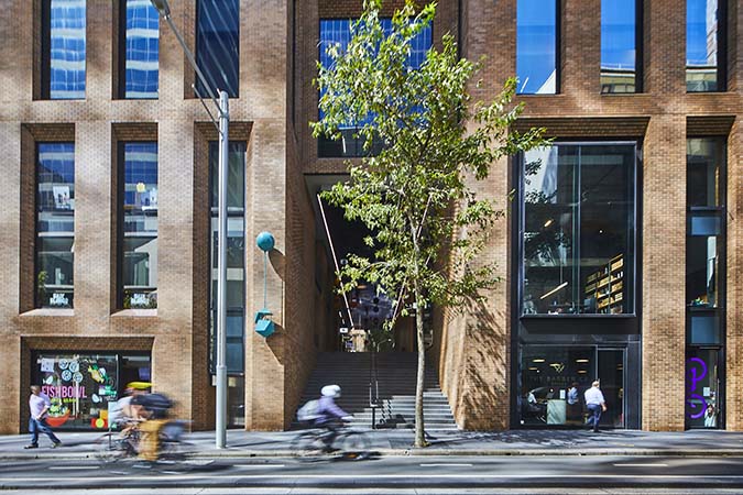 link-reit-business-properties-151-clarence-street-thumbnail-03