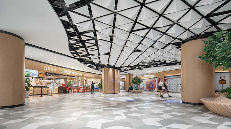 link-reit-business-properties-centralwalk-thumbnail-05