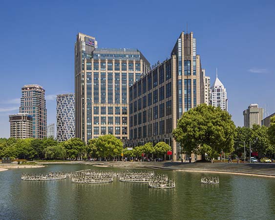 link-reit-business-properties-link-square-thumbnail-01