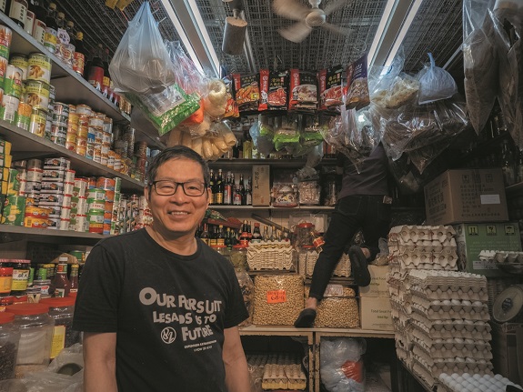 Ringo拍摄的香港海味铺，画面道出了更深一层的故事。