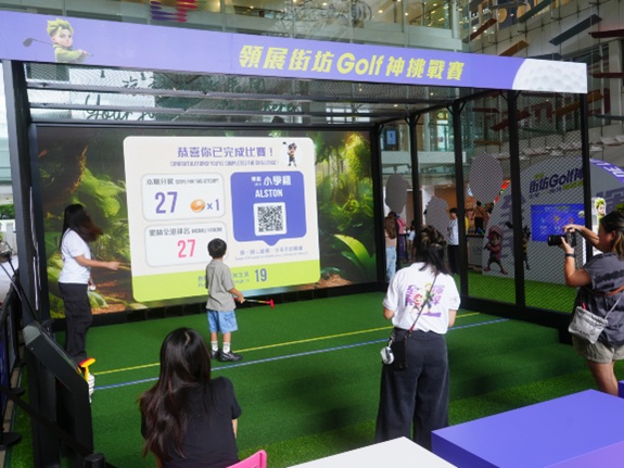 In the mall, scene after scene of residents swinging – from curious exploration to gradually mastering techniques – leaves lasting impressions in the community.