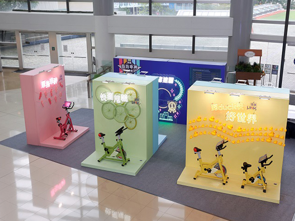 領展於8月3日至28日期間再度舉辦「街坊車神挑戰賽2022」，邀請市民到旗下六個商場參與室內單車比賽。