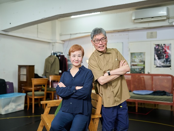 Arts' Options 艺术总监陈桂芬（左）及客席导演陈永泉（右）表示，制作这出音乐剧的灵感源于他们希望让更多长者接触不同的表演艺术。