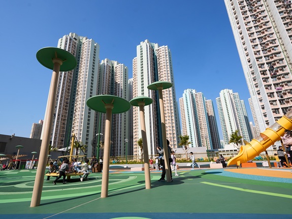 Link hopes to host more community activities at “The Wonderful Town of Play”, integrating the space more fully into residents’ daily lives.