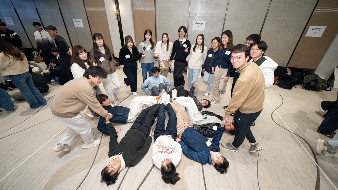 At the Link University Scholarship Presentation Ceremony in late January, award recipients participated in a “Resonance - Connect & Create” workshop, engaging in interactive, collaborative activities that sparked dialogue about “abilities and the future”.