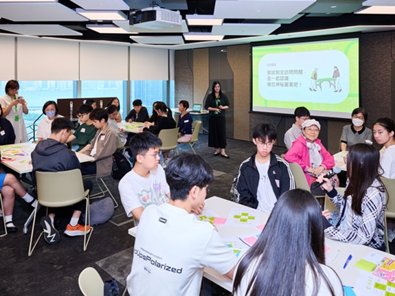 A representative from Very Hong Kong led the students through the principles of design thinking, equipping them with the skills to develop stronger proposals.