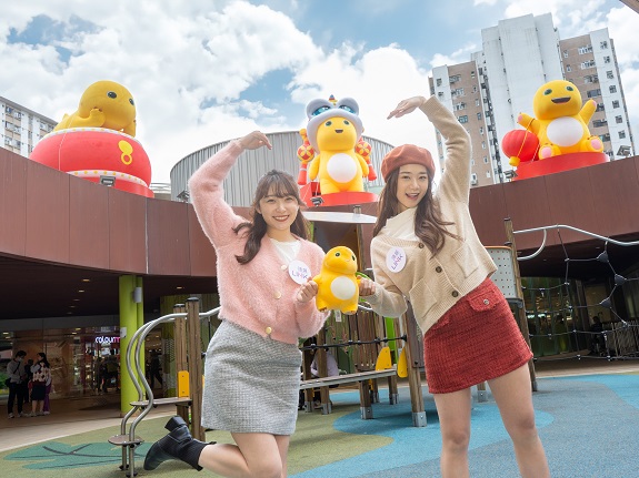 The adorable Nailong visits Hong Kong communities.