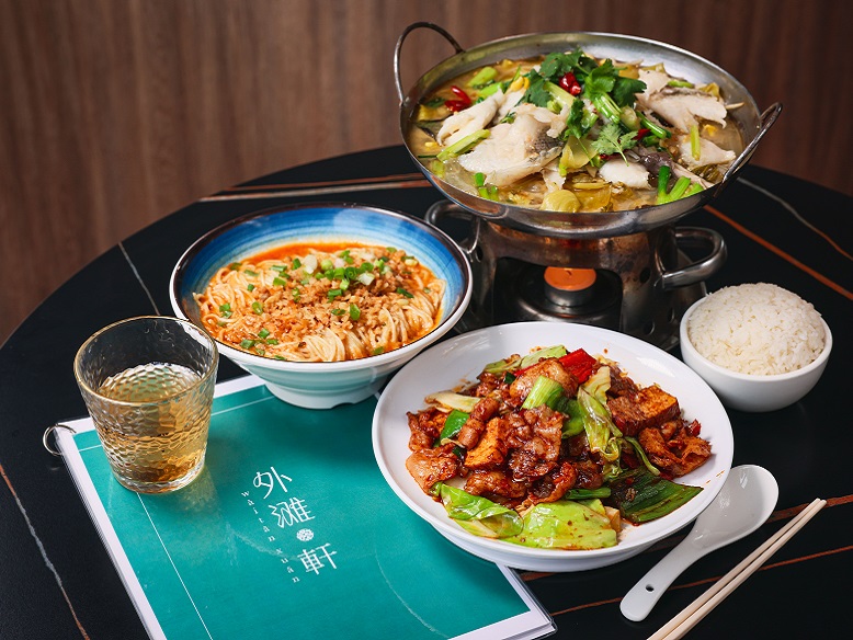 「外灘．軒」的廚師來自上海，為食客煮出地道美食。