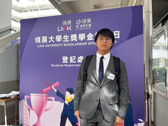 Chan Ning-long, a first-year medical student at The Chinese University of Hong Kong, resonated deeply with Professor Lai’s message, noting that medical students must learn to find joy in pursuing knowledge.