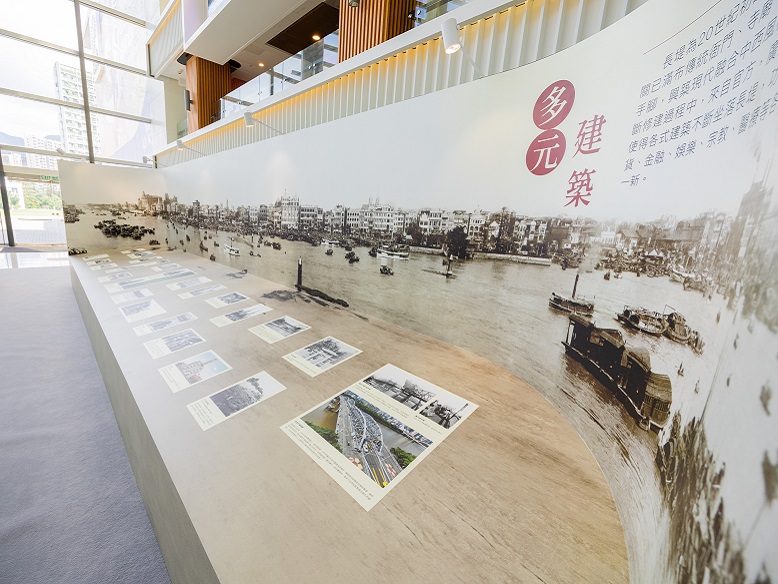 The public have the opportunity to enjoy 83 precious historical photographs up close.