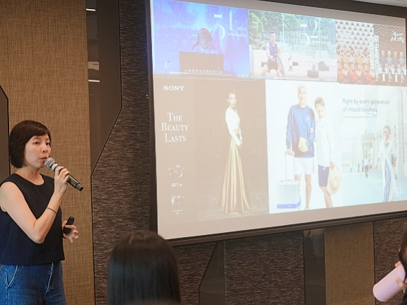 Zip Cheung highlights the vibrant and dynamic aspects of elderly.