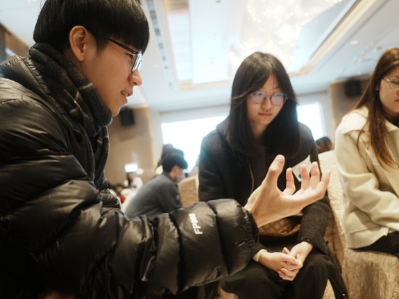 蔡浩文通過工作坊，認識到對話時需要兼顧理性和感性。