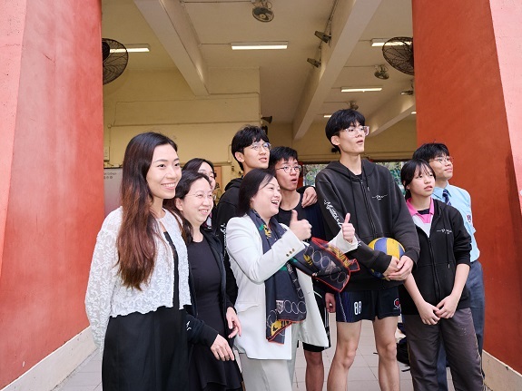 Principal Cheung alongside two teachers in charge of scholarship applications express their commitment to properly guiding secondary school students in making informed and responsible use of scholarship funds.