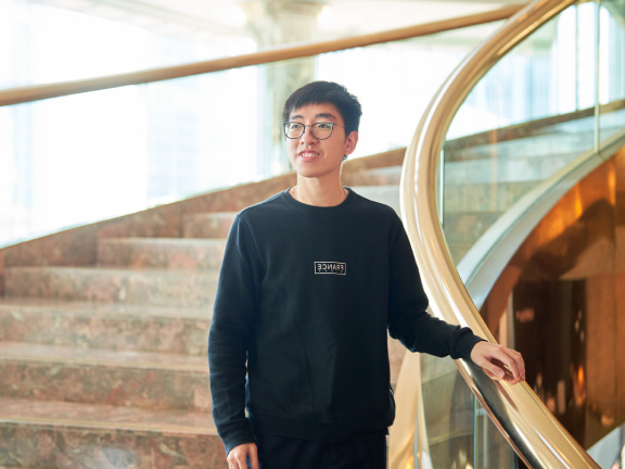 今年毕业的薛嘉俊决定继续追逐梦想，再度报读香港中文大学及香港大学的的医学课程，期望能成为神经科医生，既行医，又做脑退化相关的研究。