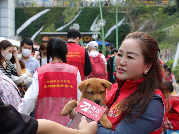 Mi Qing, director of Quan Xin Quan Yi, hopes that adoption days will further promote the virtues of “adopting rather than buying”, increase adoption rates and help stray animals find a new home.