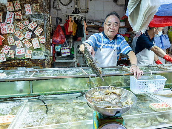 Li Hing Seafood is open throughout the year with no rest!
