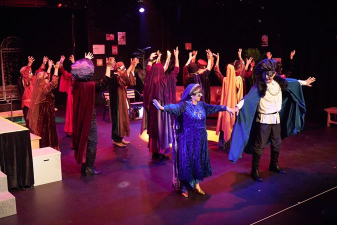 link-reit-community-project-art-option-02