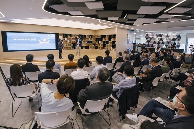 For the first time, three former all-time scholars were invited back to participate as judges, demonstrating that the spirit of the Link University Scholarship has been carried forward by the younger generation.