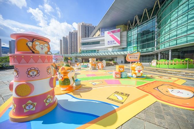 白烂猫化身为旅行团团长，率领各位烂粉游历秀茂坪一带周边名胜。多姿多采的旅程由“鲤鱼门灯塔”展开，沿途会经过“秀茂坪交通安全城”等景点。