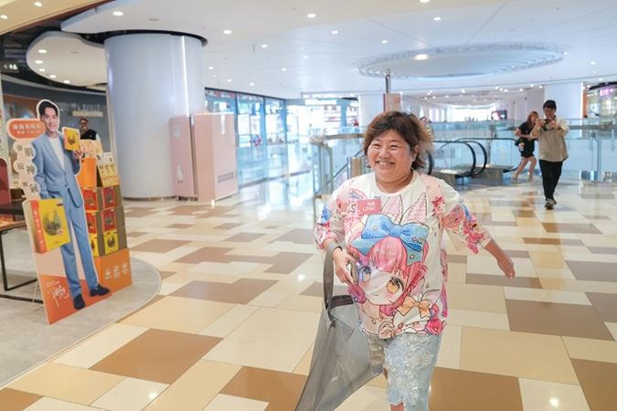 Temple Mall hosts Happy Shopping Spree2