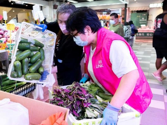 Since 2016, Link has been participating in Food Angel’s Food Rescue Program. The campaign facilitates the recycling of edible vegetables and fruits at 39 of Link’s fresh markets. With more than 400 vendors participating, it has been providing fresh ingredients for Food Angel’s meals.